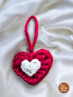white-crochet-heart-bag-charm